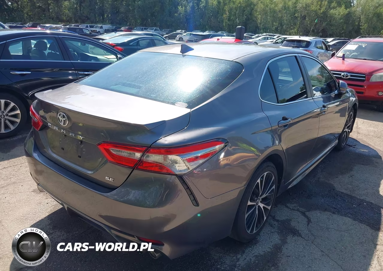2019 Toyota Camry Se VIN:4T1B11HK8KU200990 - 4