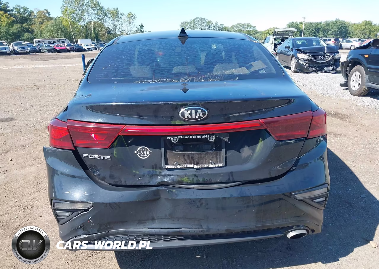 2019 Kia Forte Lxs VIN:3KPF24AD7KE007728 - 16