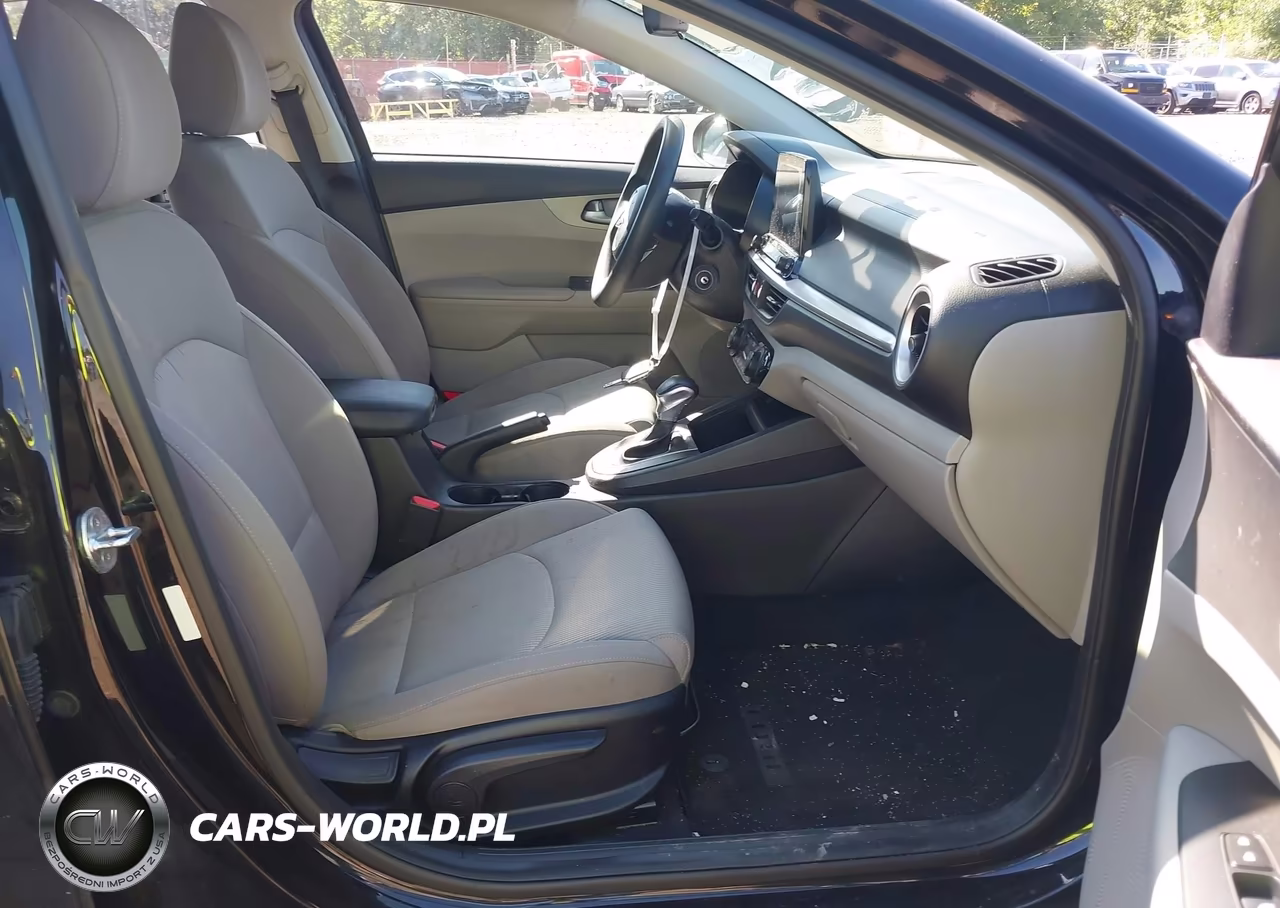 2019 Kia Forte Lxs VIN:3KPF24AD7KE007728 - 5