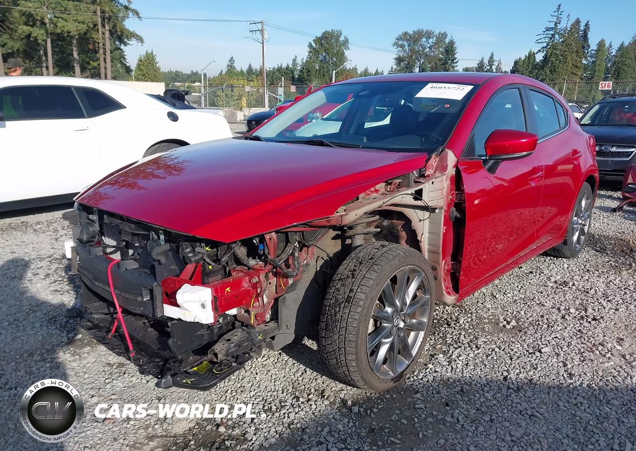 2018 Mazda Mazda3 Touring VIN:3MZBN1L32JM244945 - 2