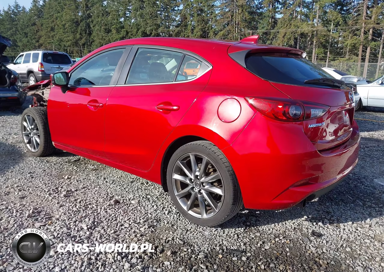 2018 Mazda Mazda3 Touring VIN:3MZBN1L32JM244945 - 3