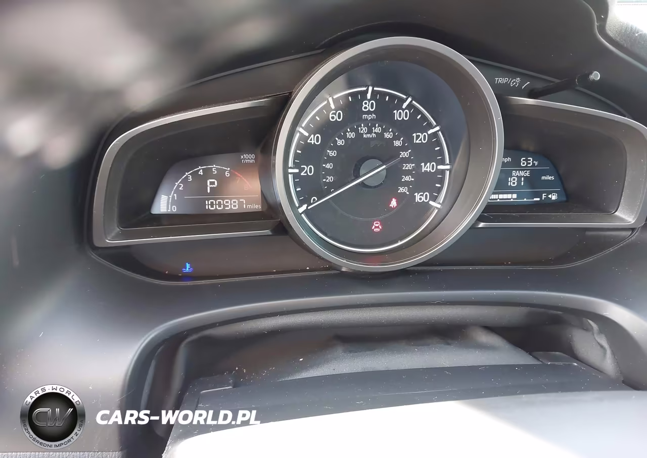 2018 Mazda Mazda3 Touring VIN:3MZBN1L32JM244945 - 7
