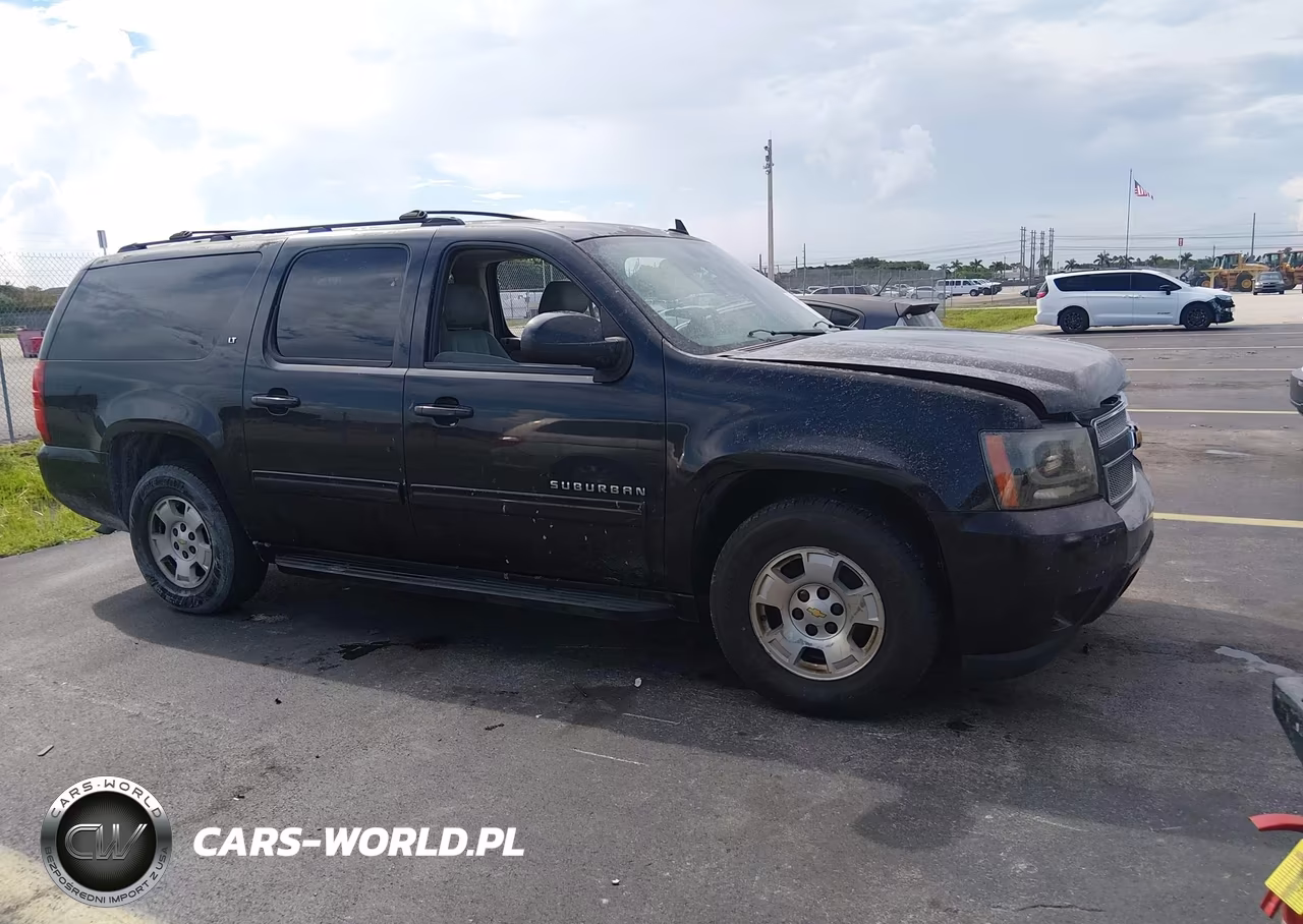 2013 Chevrolet Suburban 1500 Lt