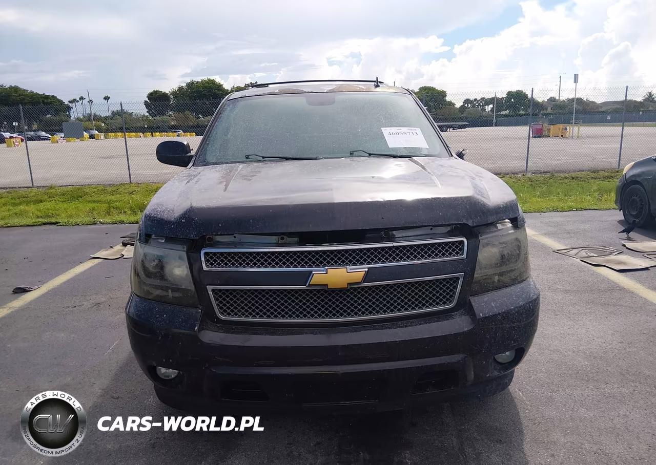 2013 Chevrolet Suburban 1500 Lt VIN:1GNSCJE08DR256281 - 12