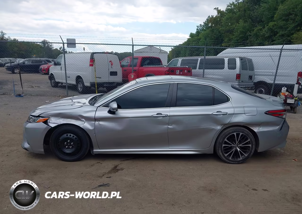 2018 Toyota Camry Se VIN:4T1B11HK8JU521622 - 14