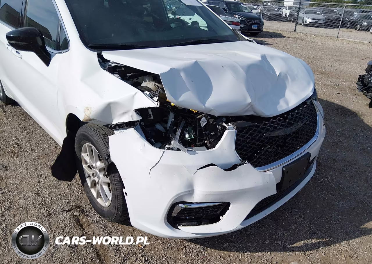 2025 Chrysler Pacifica Select VIN:2C4RC1BG4SR522833 - 17