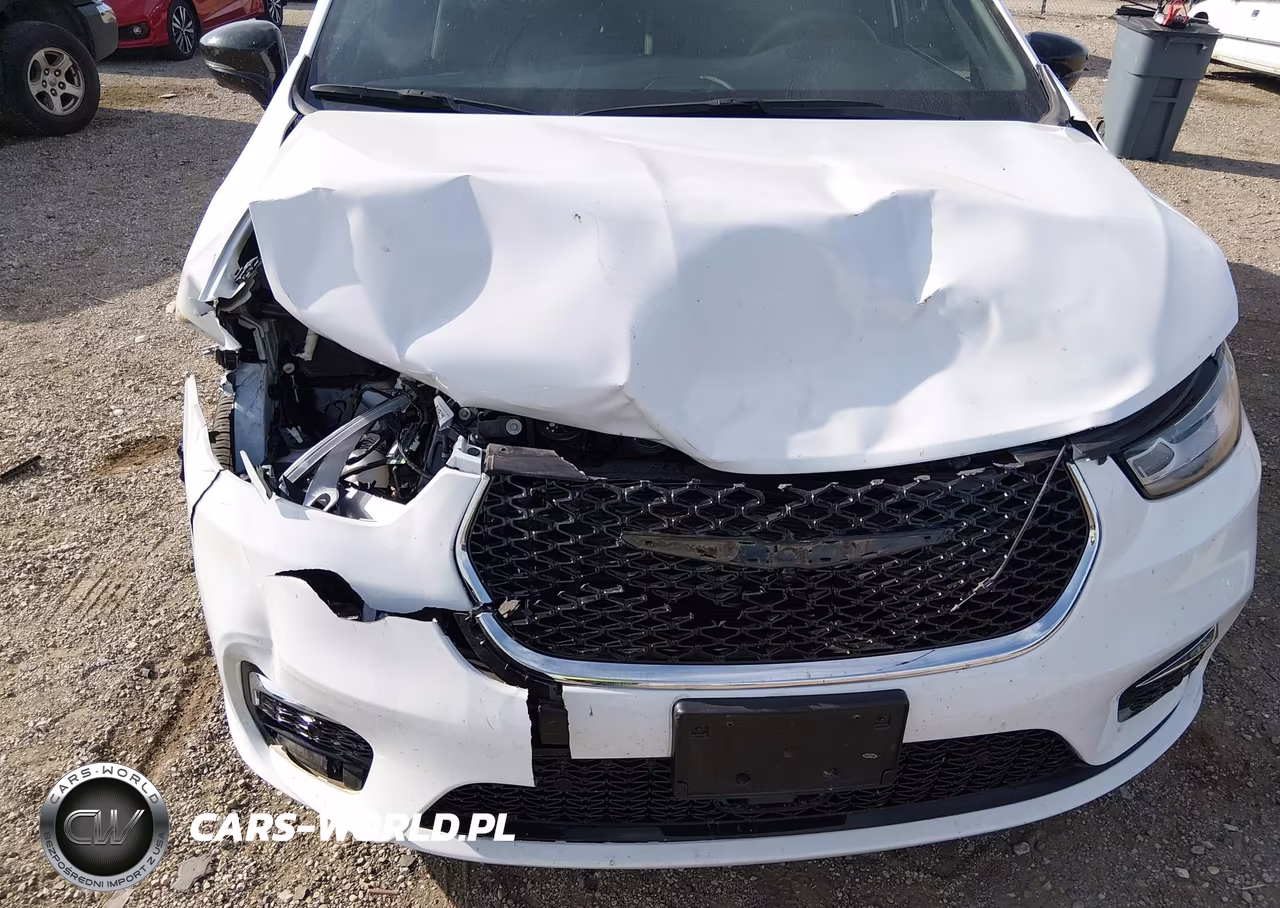 2025 Chrysler Pacifica Select VIN:2C4RC1BG4SR522833 - 6