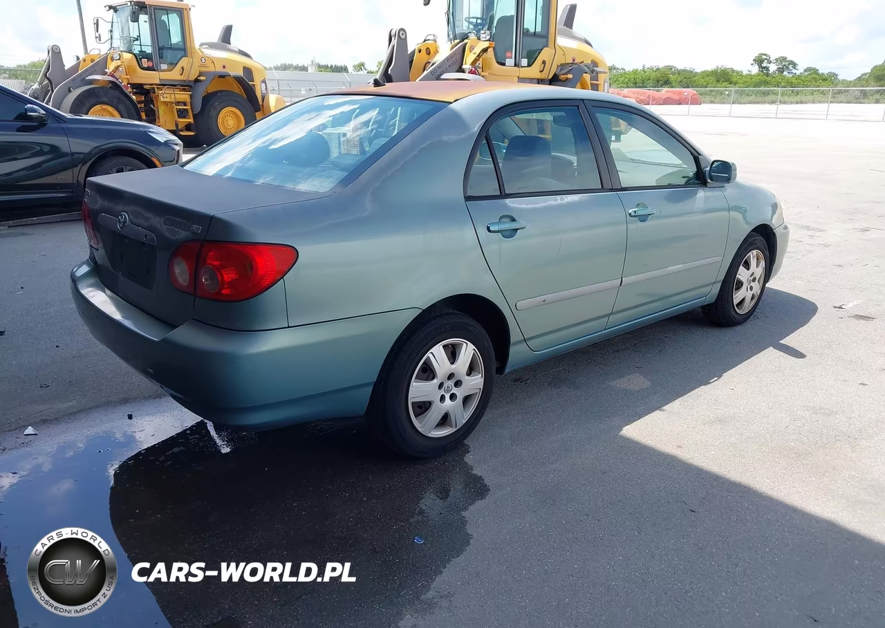 2005 Toyota Corolla Le VIN:1NXBR32E35Z435471 - 4