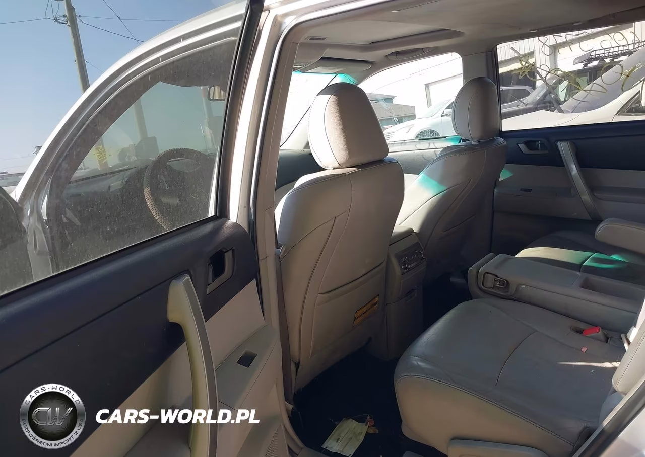 2011 Toyota Highlander Se V6 VIN:5TDBK3EH7BS058559 - 8