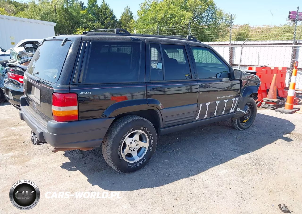 1996 Jeep Grand Cherokee Laredo VIN:1J4GZ58S7TC372519 - 4