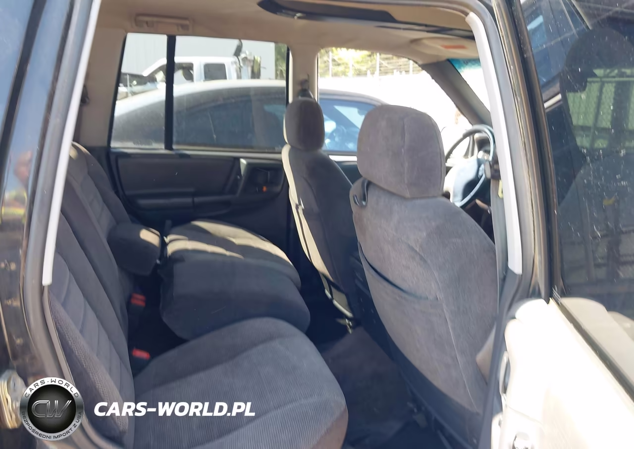 1996 Jeep Grand Cherokee Laredo VIN:1J4GZ58S7TC372519 - 8