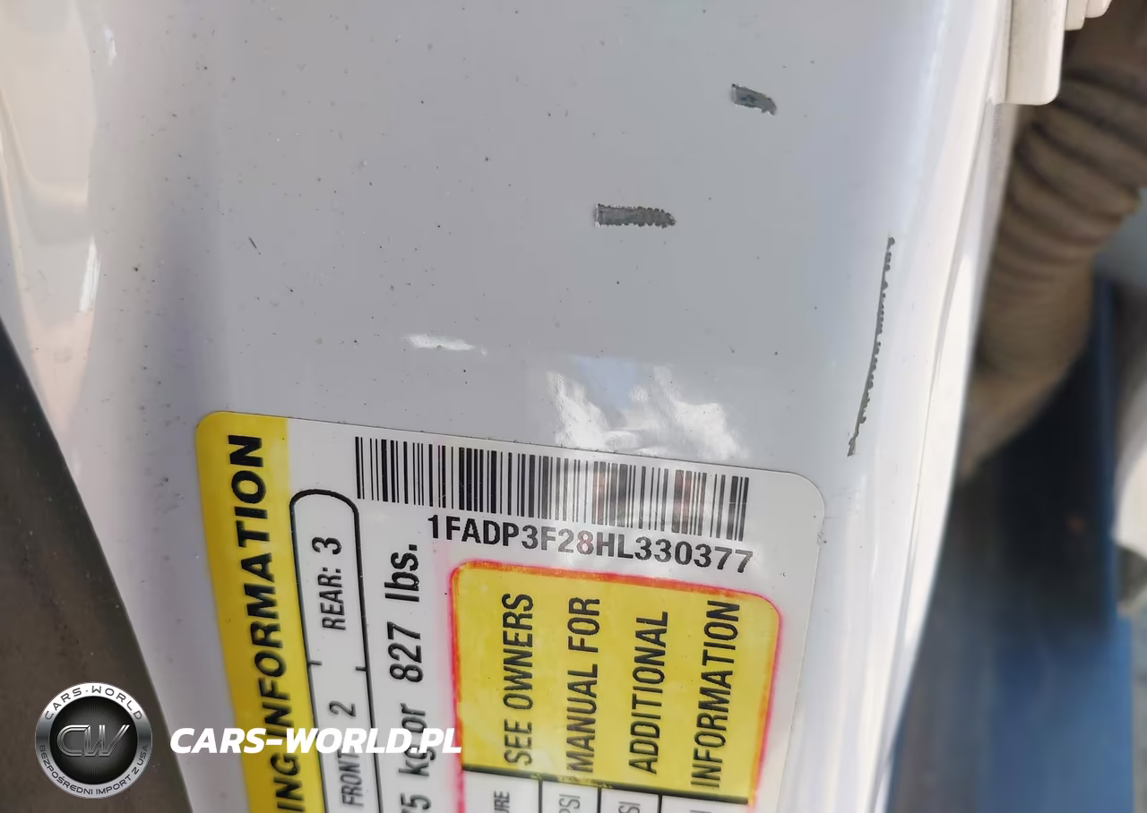 2017 Ford Focus Se VIN:1FADP3F28HL330377 - 9