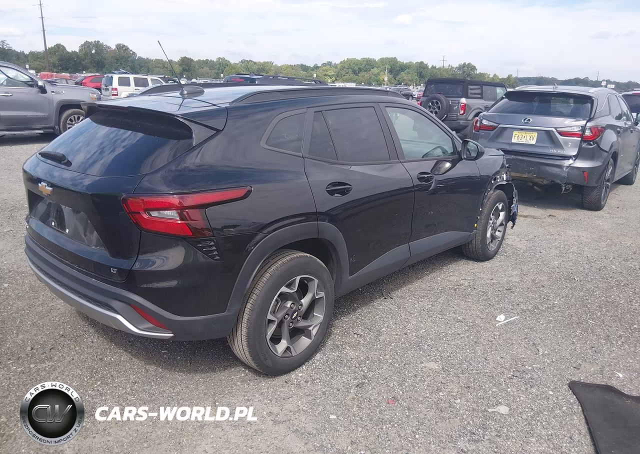 2024 Chevrolet Trax Fwd Lt VIN:KL77LHE2XRC032039 - 4