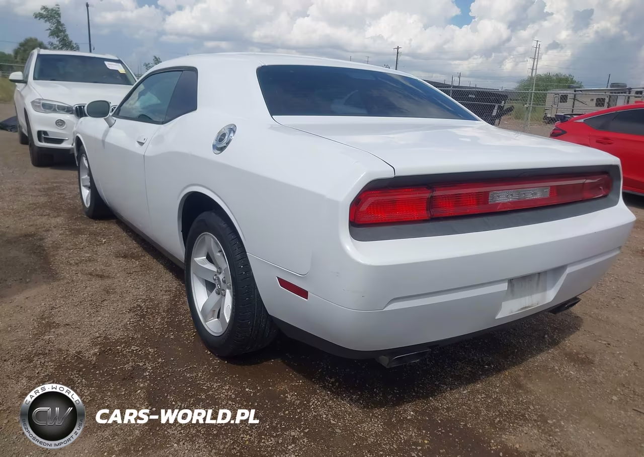 2014 Dodge Challenger Sxt VIN:2C3CDYAG1EH251144 - 3
