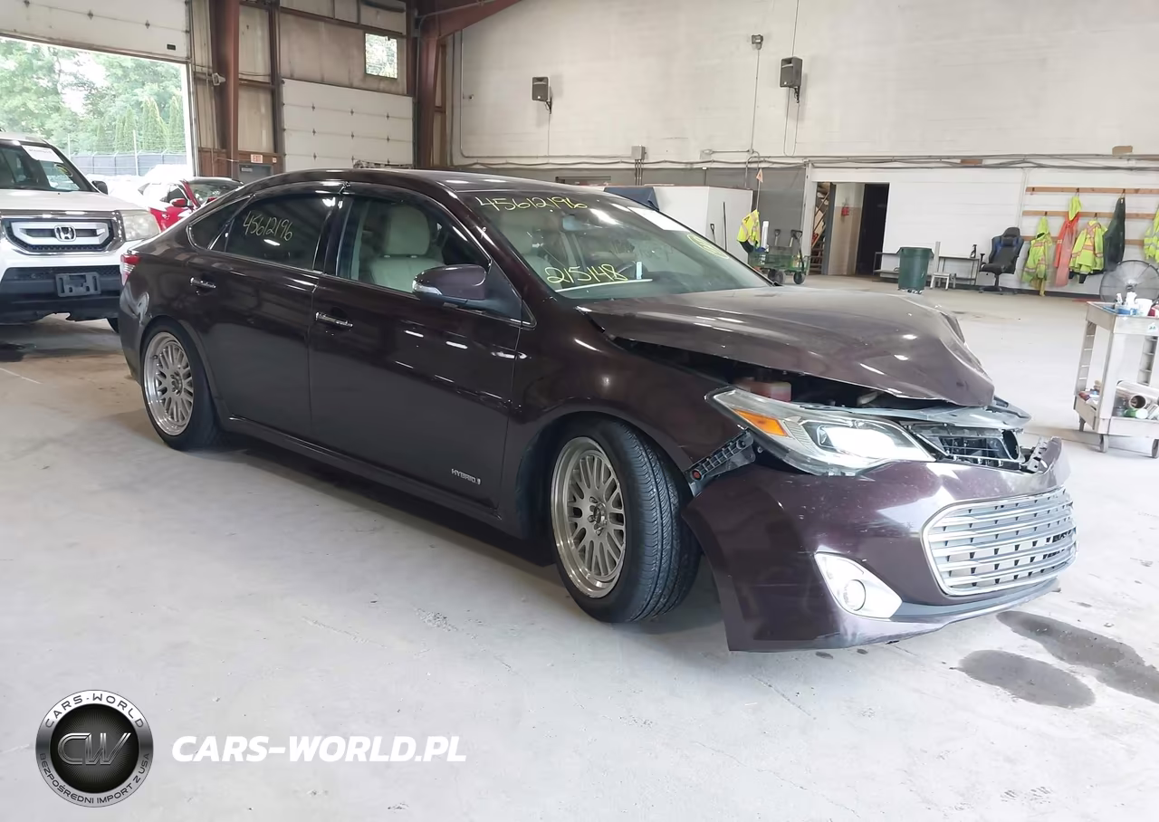 2013 Toyota Avalon Hybrid Limited