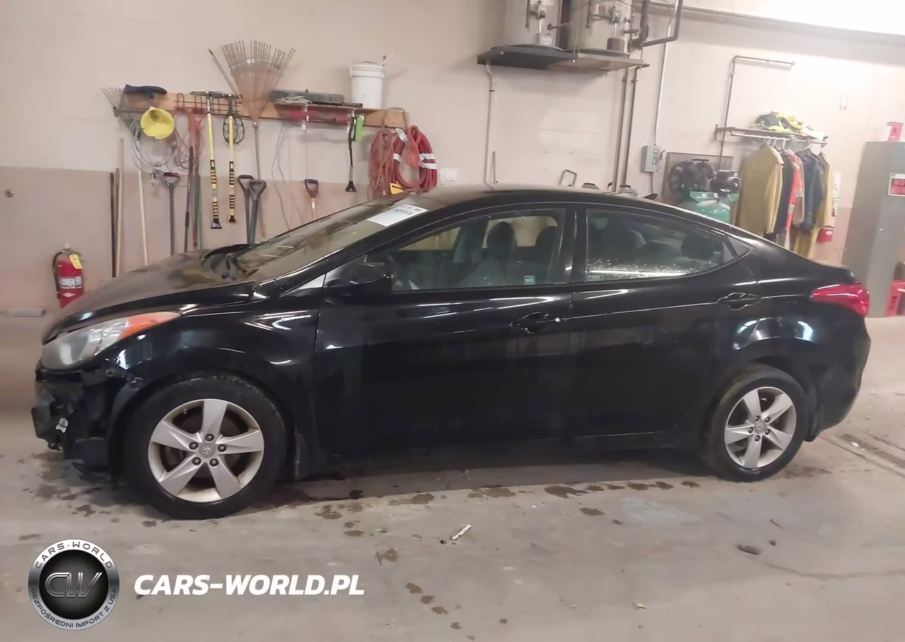 2013 Hyundai Elantra Gls VIN:5NPDH4AE2DH402140 - 14