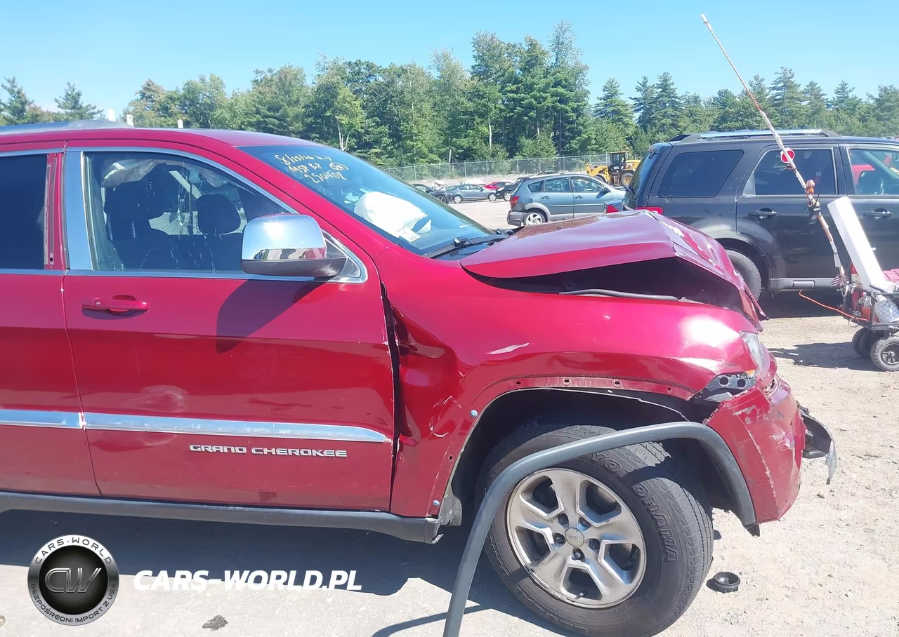 2014 Jeep Grand Cherokee Laredo VIN:1C4RJFAG9EC470133 - 17