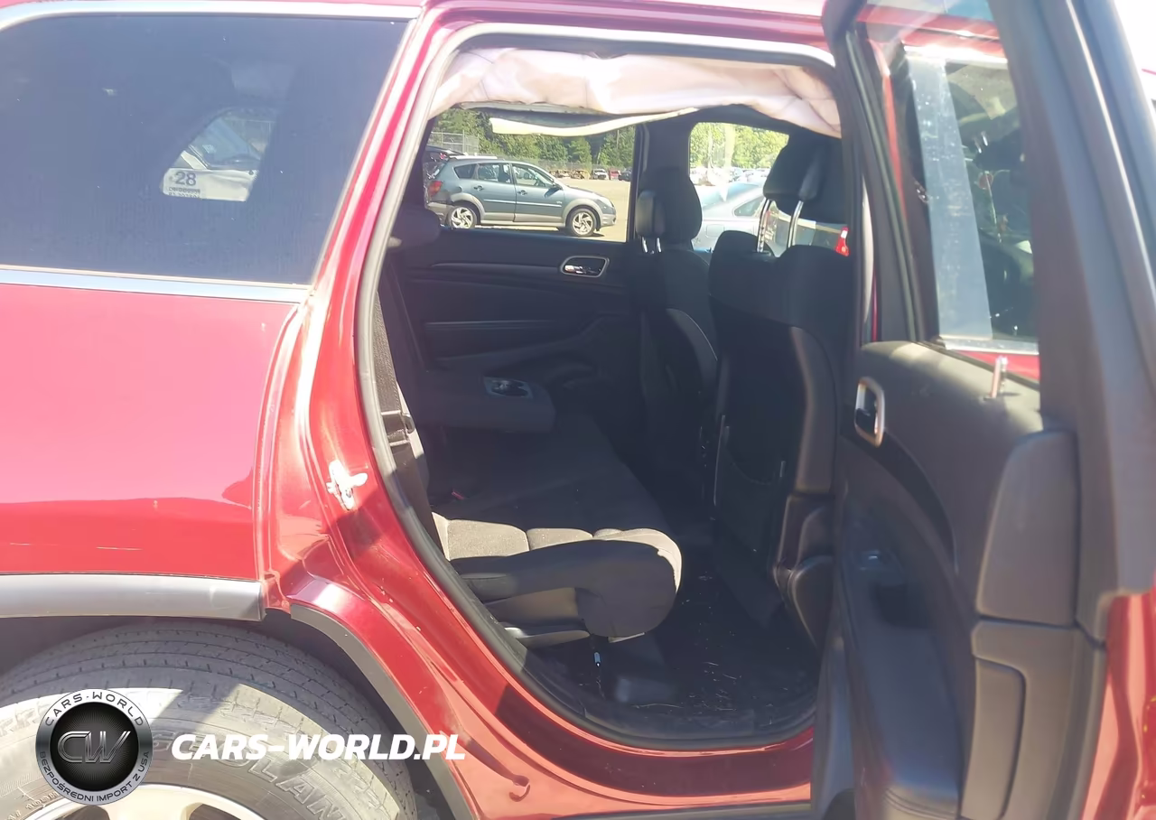 2014 Jeep Grand Cherokee Laredo VIN:1C4RJFAG9EC470133 - 8
