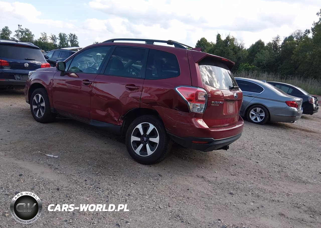 2018 Subaru Forester 2.5I Premium VIN:JF2SJAEC4JH589475 - 3