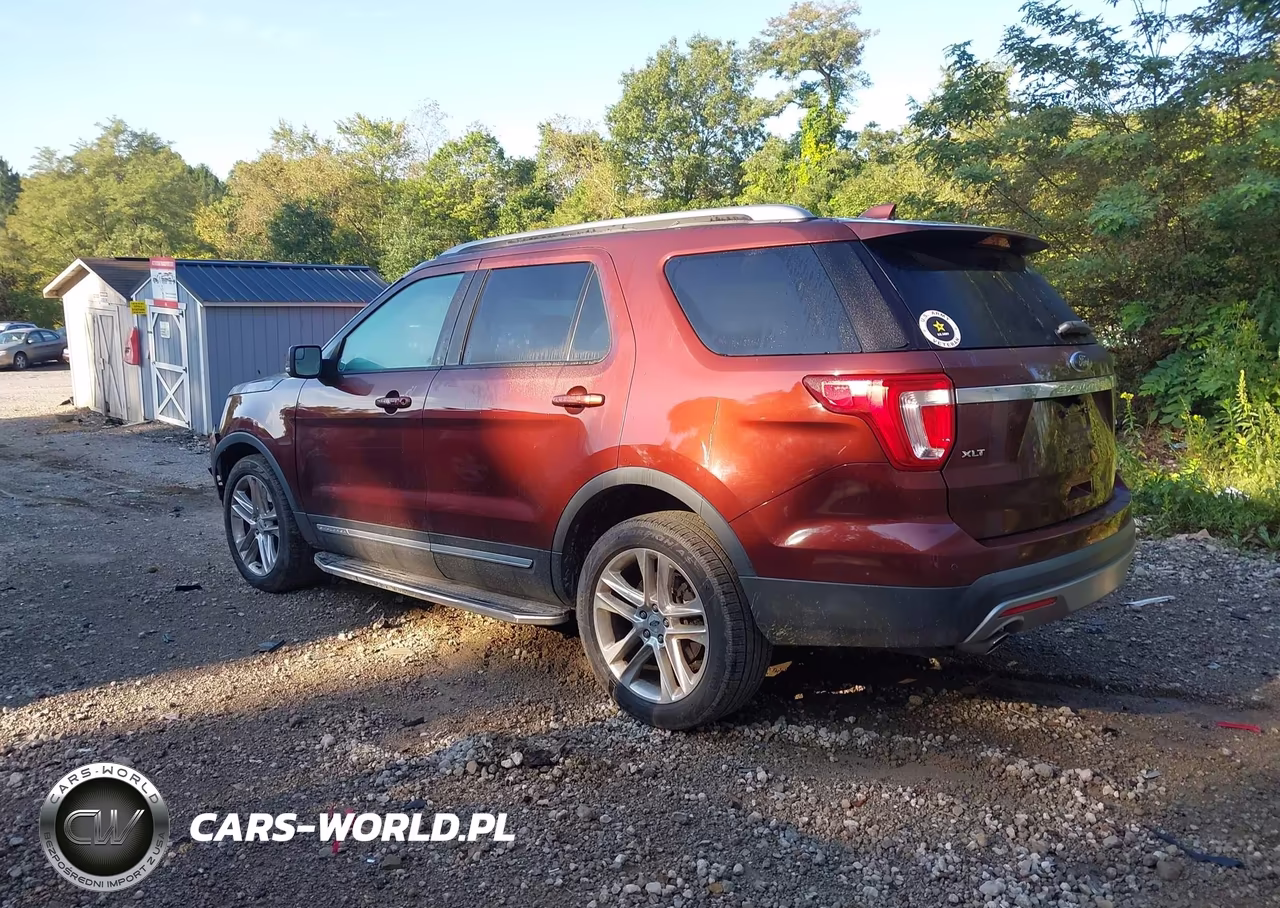 2016 Ford Explorer Xlt VIN:1FM5K8D88GGB32354 - 3