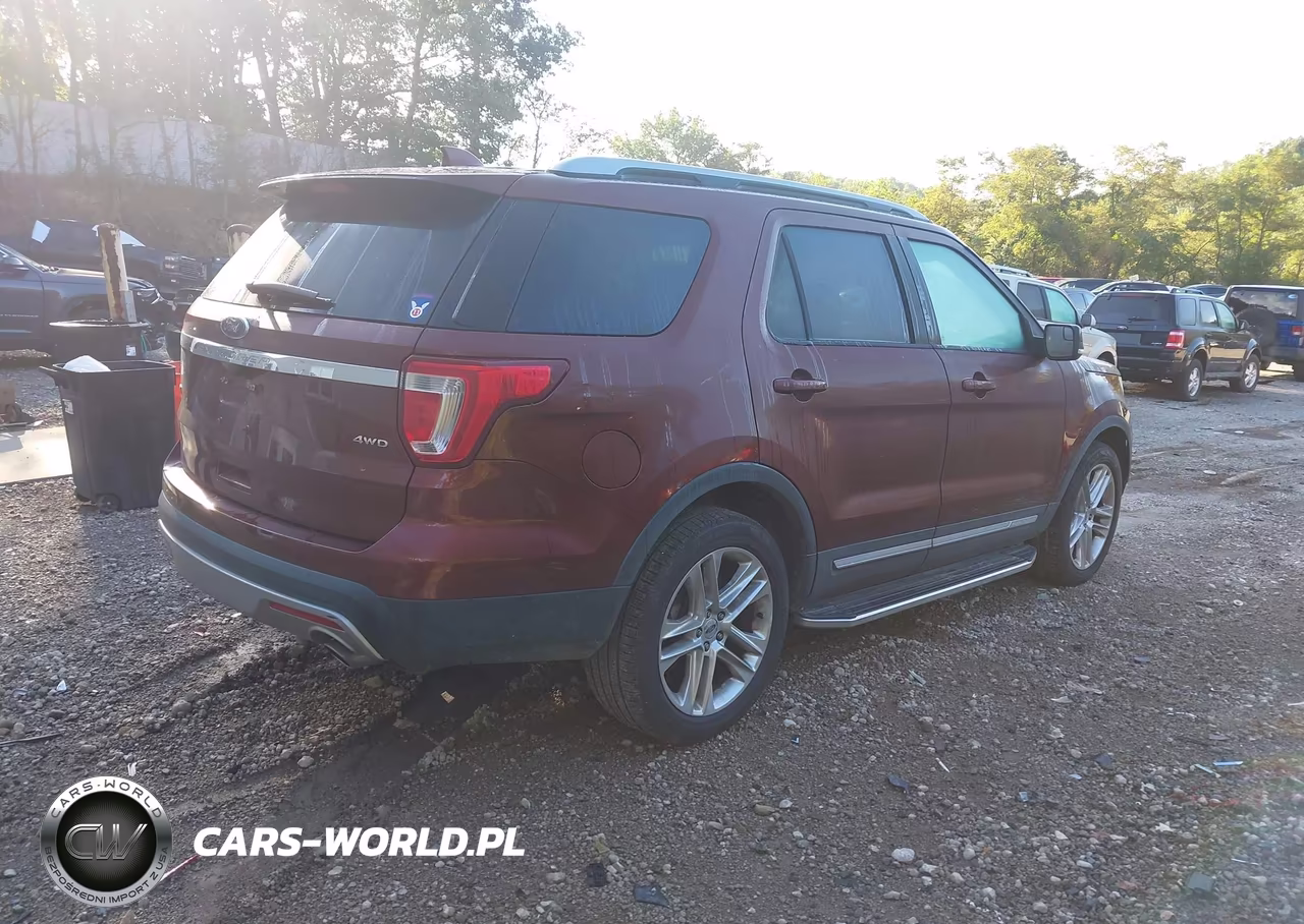 2016 Ford Explorer Xlt VIN:1FM5K8D88GGB32354 - 4