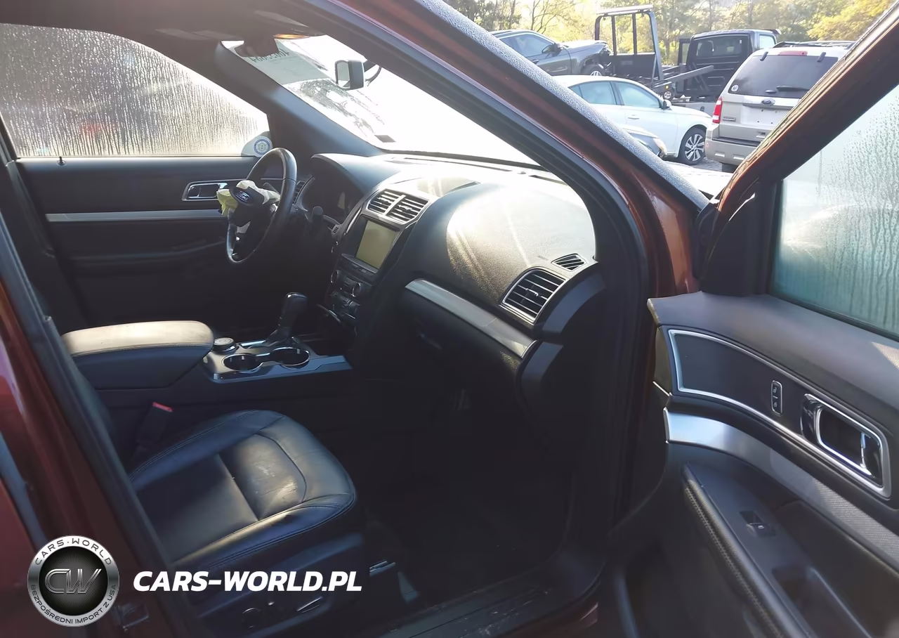 2016 Ford Explorer Xlt VIN:1FM5K8D88GGB32354 - 5