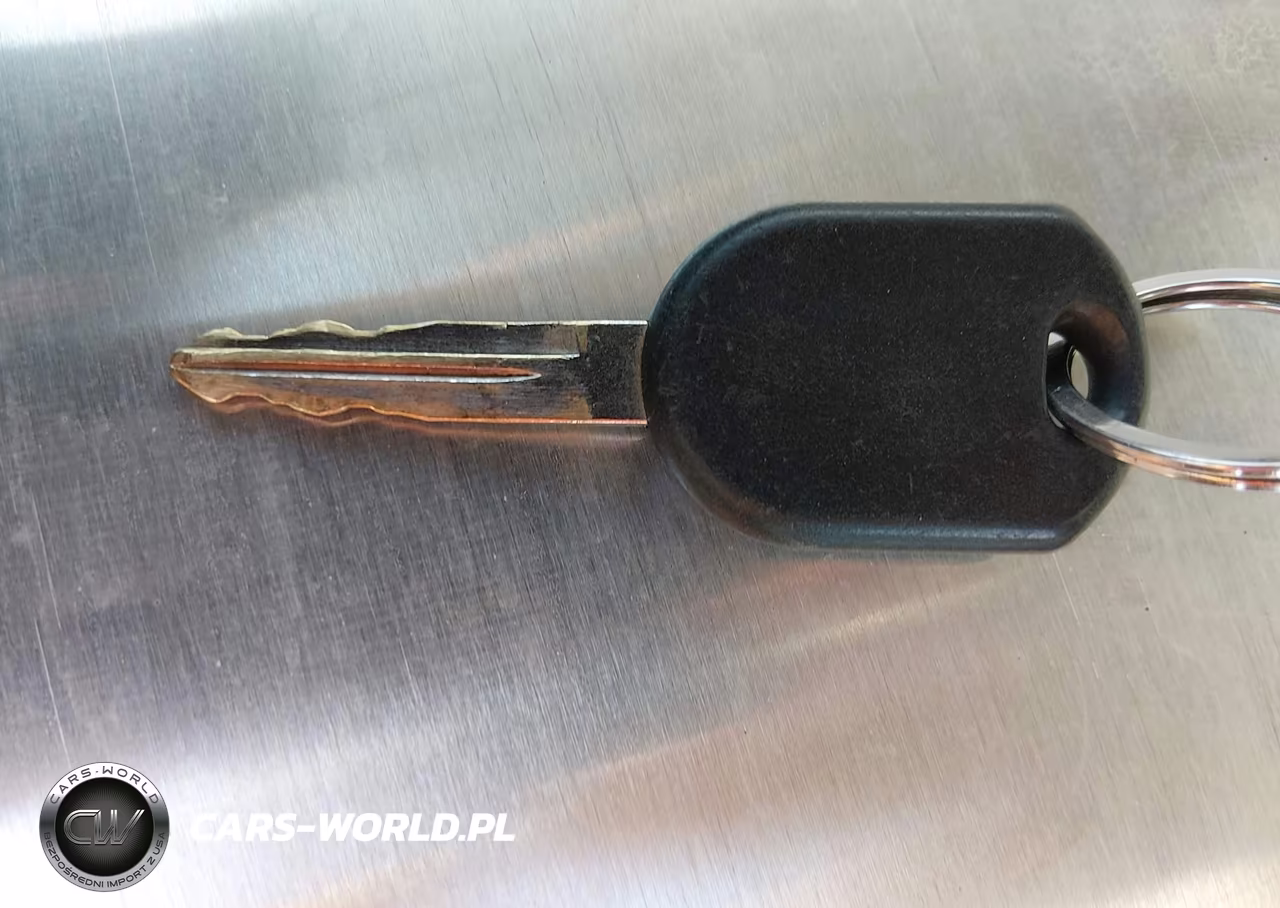 2008 Ford Focus S VIN:1FAHP34NX8W233310 - 11
