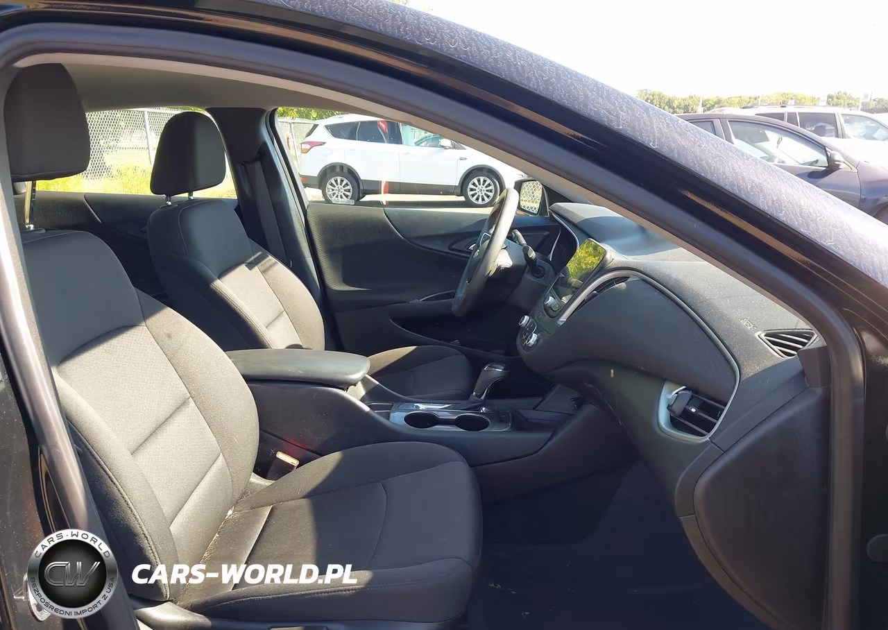 2019 Chevrolet Malibu 1Ls VIN:1G1ZB5ST5KF191607 - 5