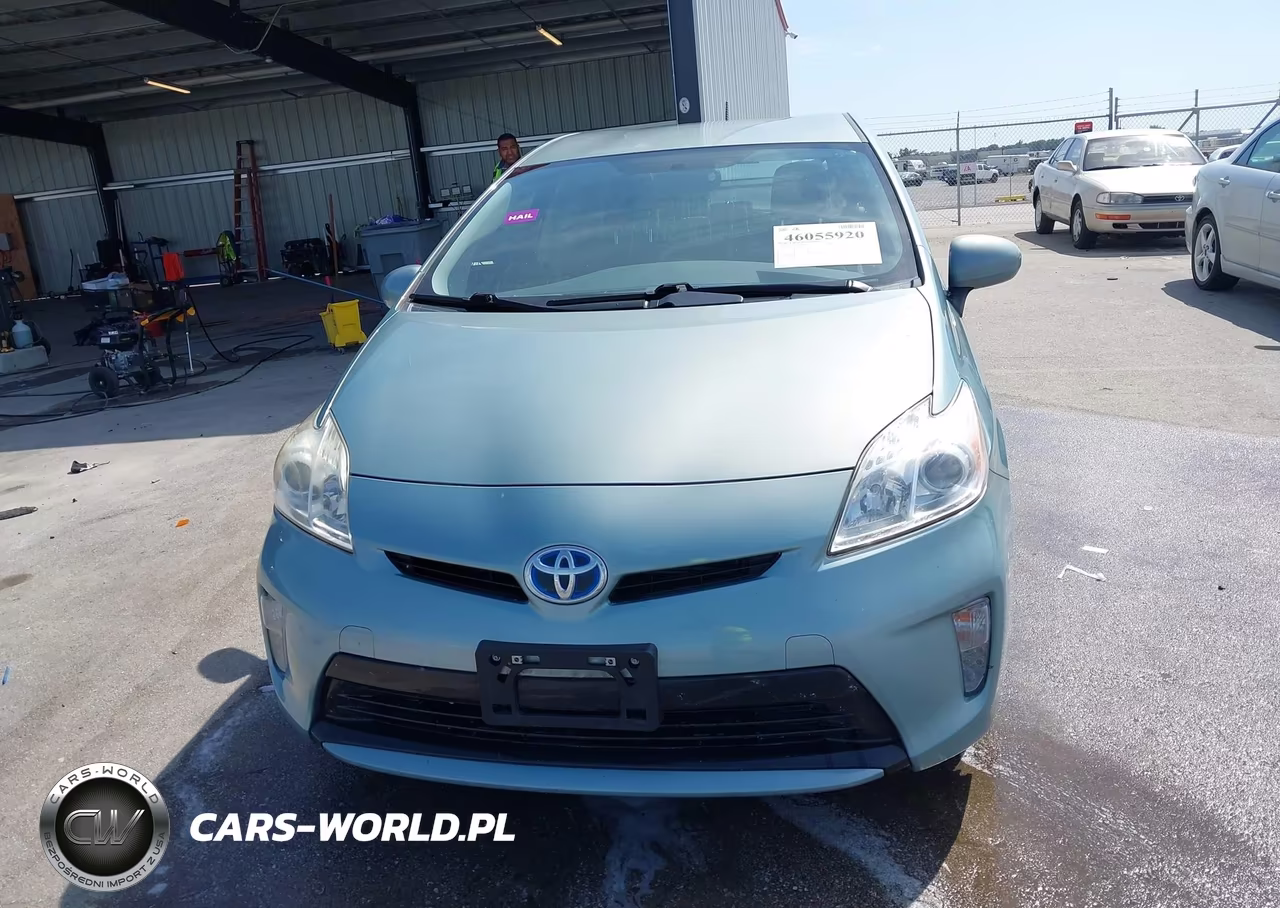 2013 Toyota Prius Two VIN:JTDKN3DU2D1641076 - 13