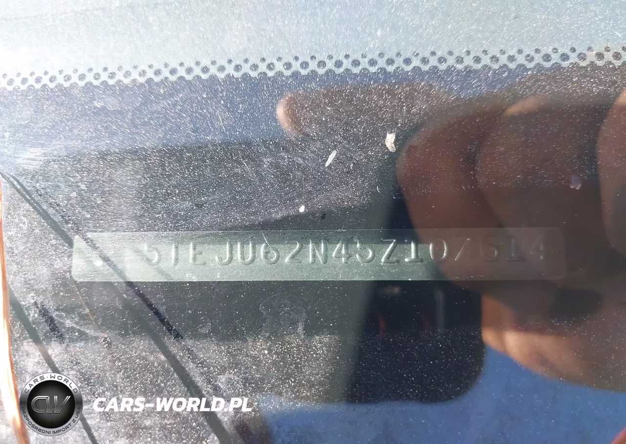 2005 Toyota Tacoma Prerunner V6 VIN:5TEJU62N45Z107614 - 18