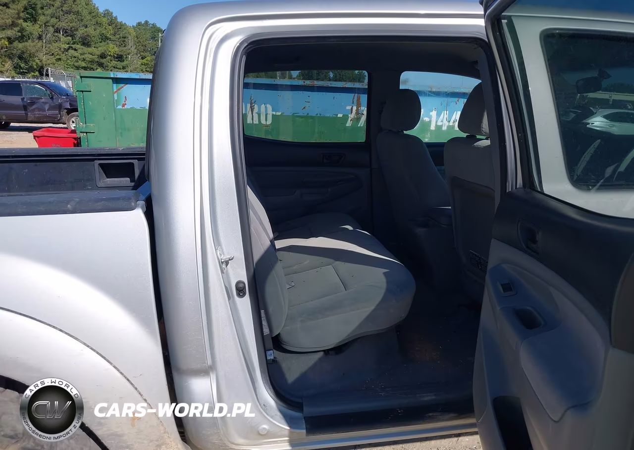 2005 Toyota Tacoma Prerunner V6 VIN:5TEJU62N45Z107614 - 8