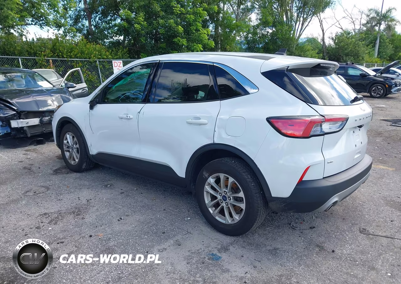 2022 Ford Escape Se VIN:1FMCU0G68NUB93523 - 3