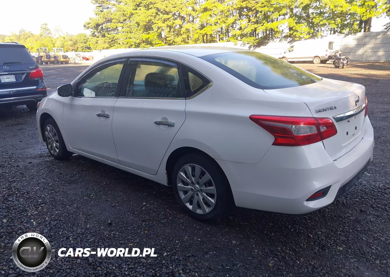 2019 Nissan Sentra S VIN:3N1AB7AP3KY438428 - 3