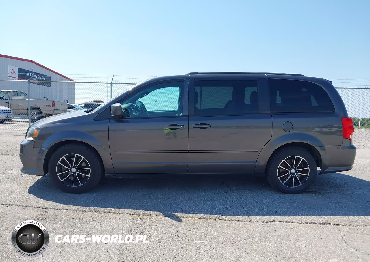 2017 Dodge Grand Caravan Gt VIN:2C4RDGEG7HR807322 - 14