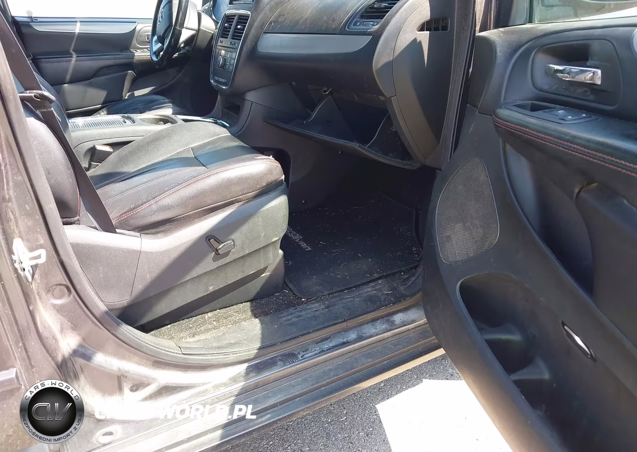 2017 Dodge Grand Caravan Gt VIN:2C4RDGEG7HR807322 - 5