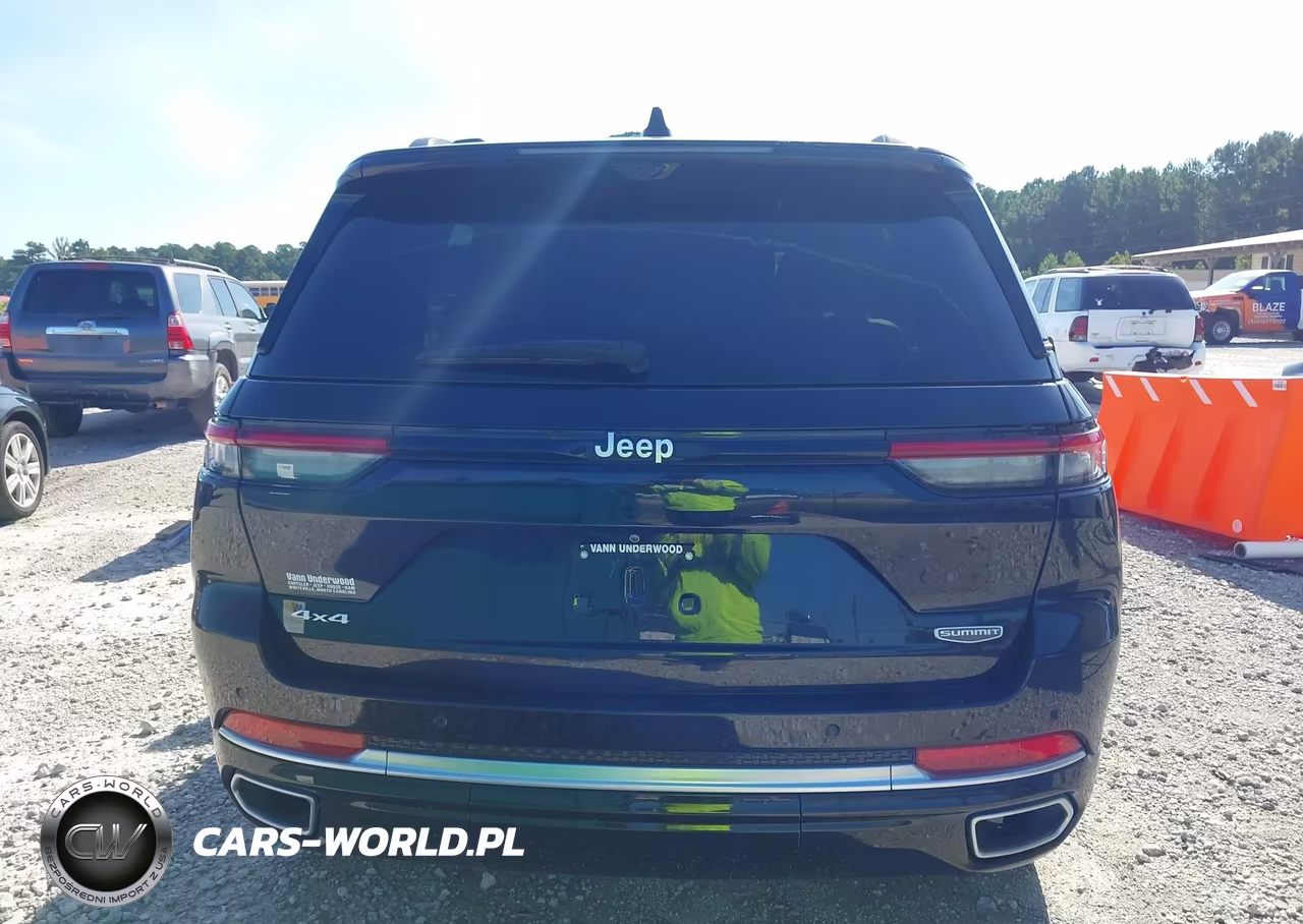 2025 Jeep Grand Cherokee Summit Reserve 4X4 VIN:1C4RJHEG8S8637554 - 16