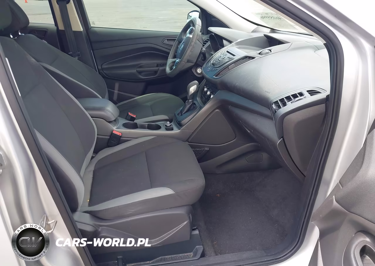 2016 Ford Escape S VIN:1FMCU0F72GUA47910 - 5