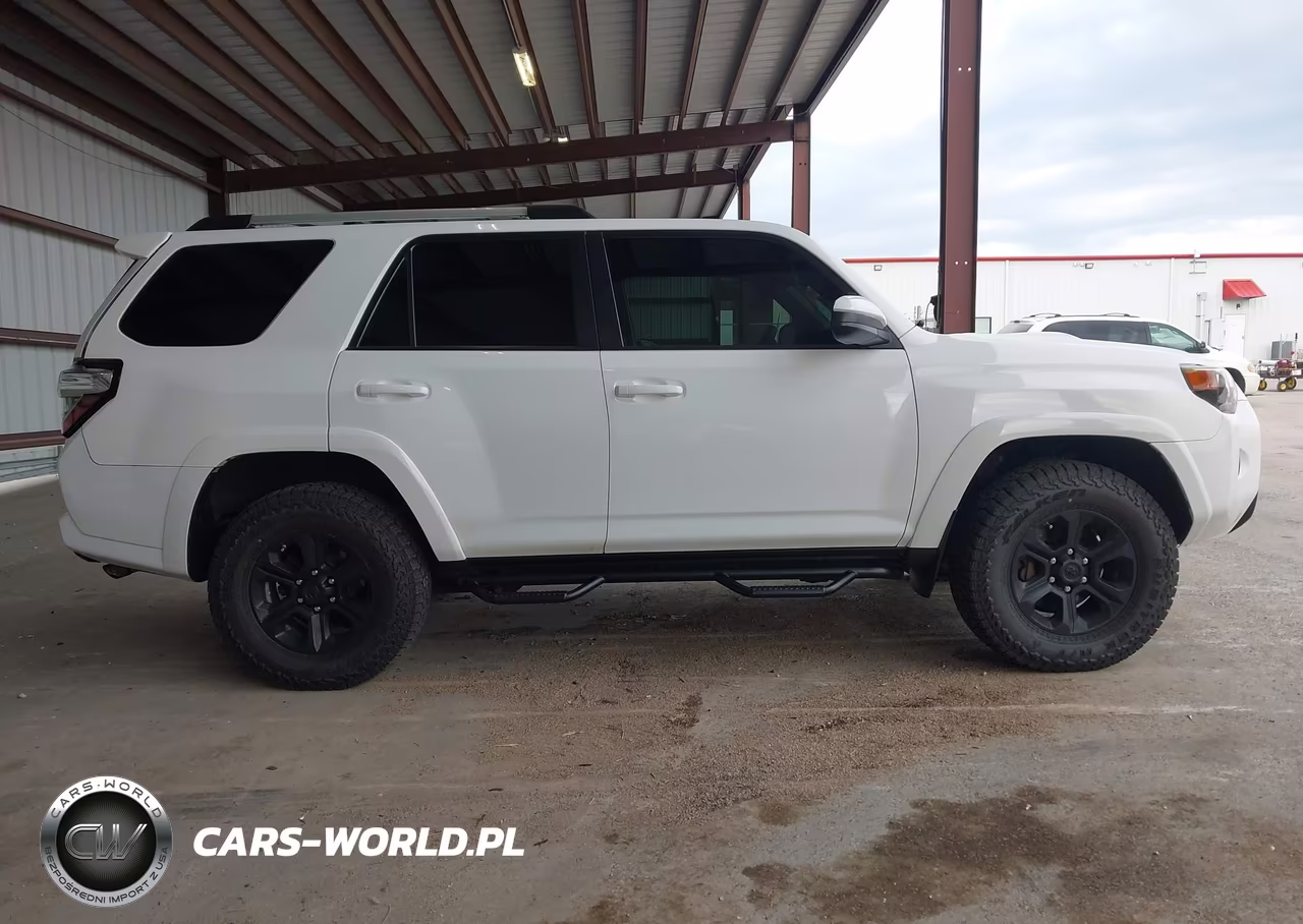 2016 Toyota 4Runner Trail VIN:JTEBU5JR8G5351836 - 13