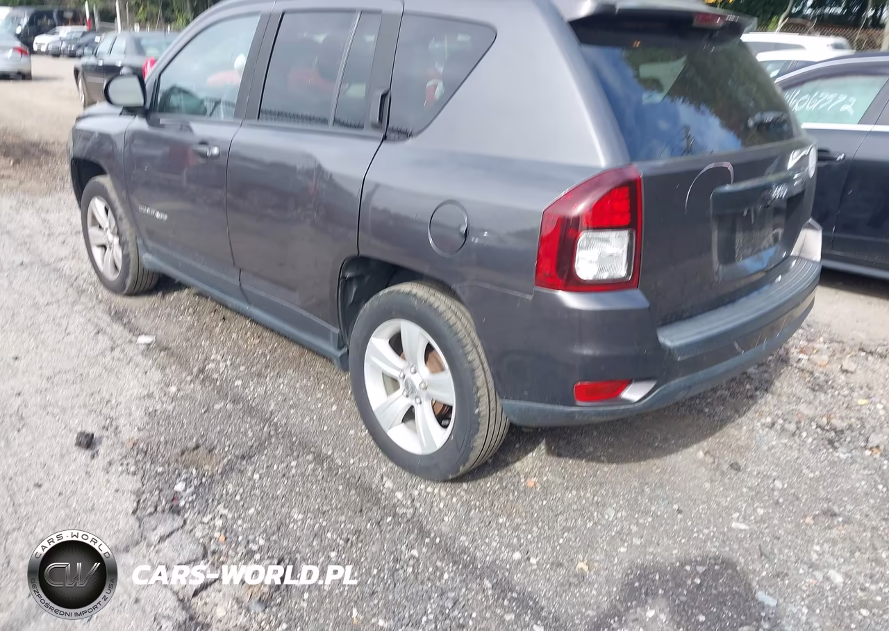 2016 Jeep Compass Sport VIN:1C4NJCBA3GD620385 - 3