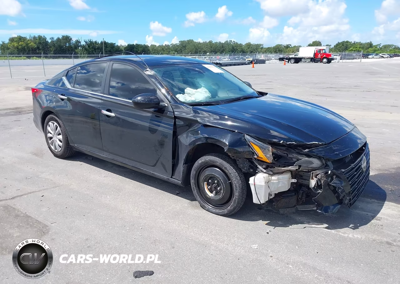 2023 Nissan Altima S Fwd – zdjęcie 1 z 17