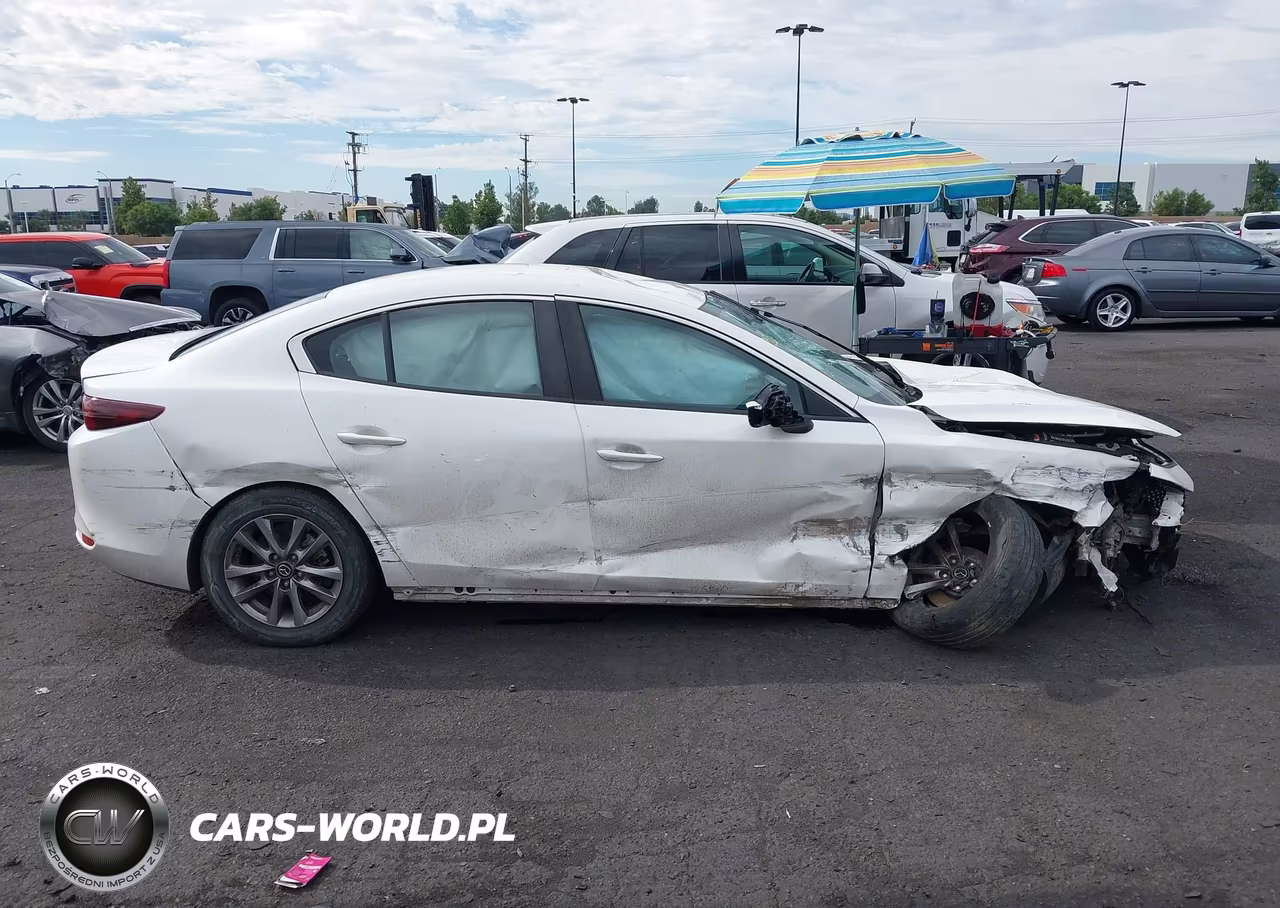 2021 Mazda Mazda3 2.5 S VIN:JM1BPAAL0M1346388 - 12