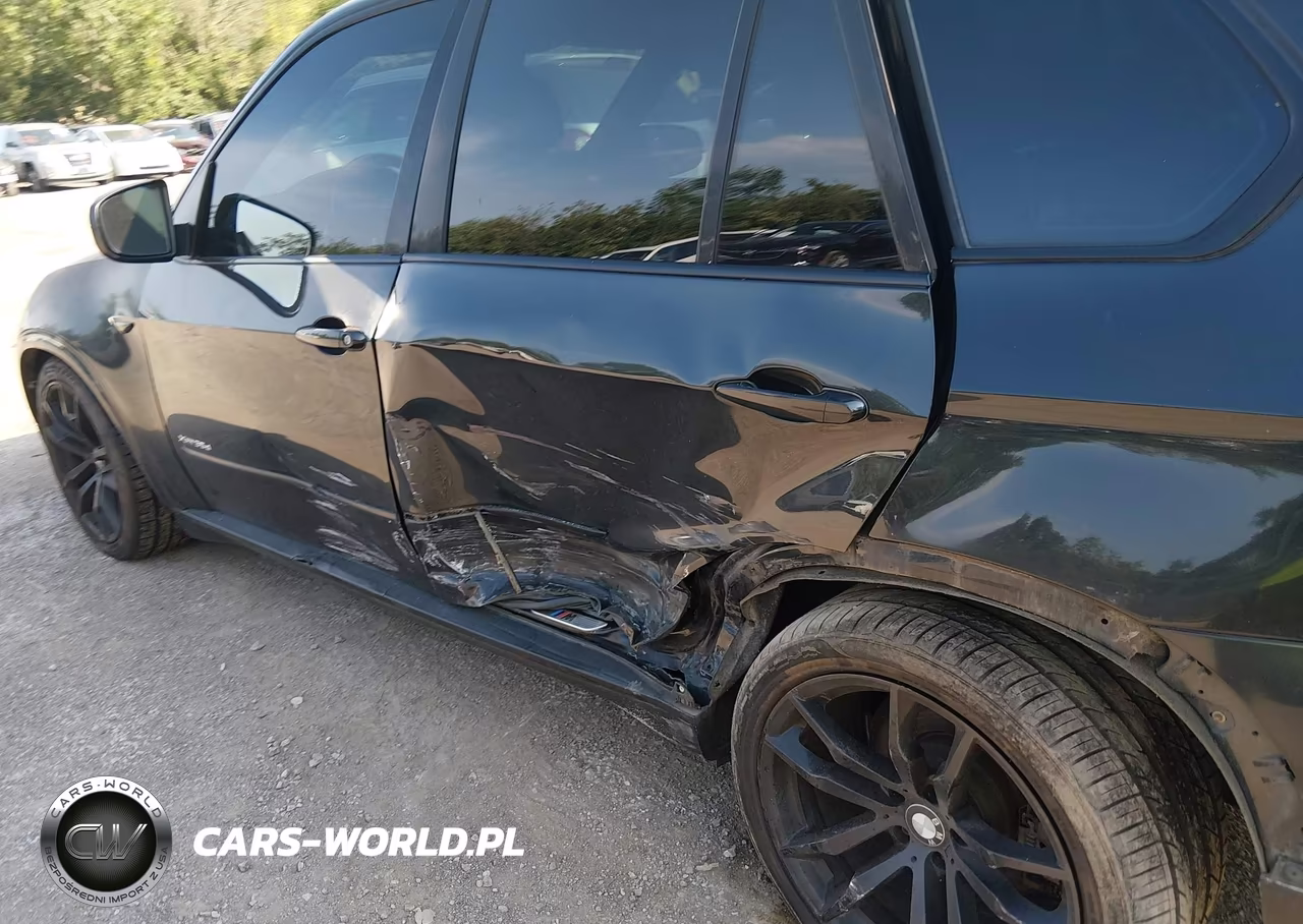 2012 BMW X5 xDrive35D VIN:5UXZW0C5XCL673408 - 6