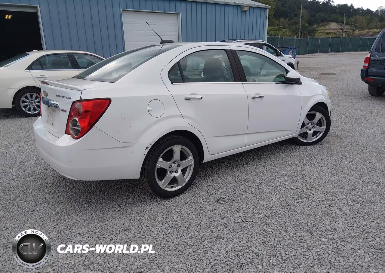 2015 Chevrolet Sonic Ltz Auto VIN:1G1JE5SB0F4120750 - 4