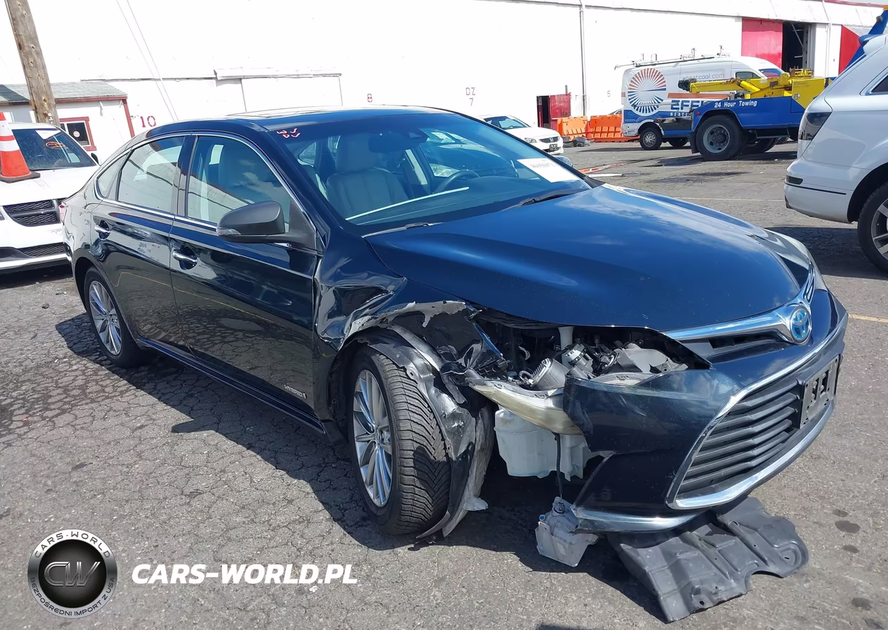 2018 Toyota Avalon Hybrid Limited
