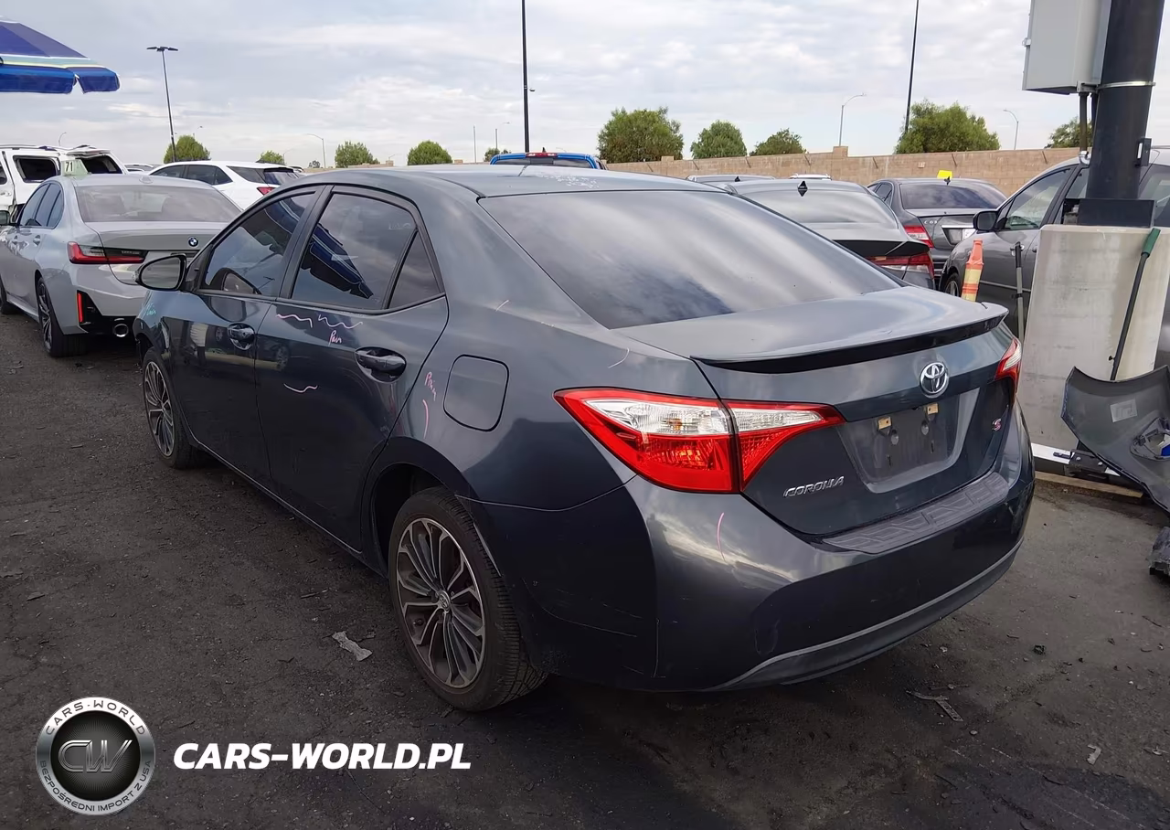 2015 Toyota Corolla S Plus VIN:5YFBURHE2FP318184 - 15