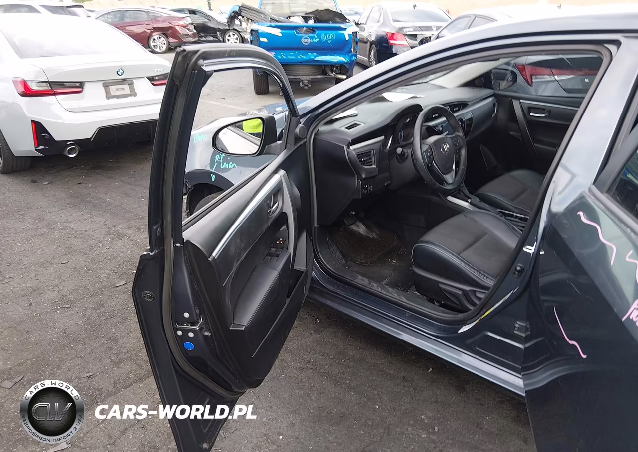 2015 Toyota Corolla S Plus VIN:5YFBURHE2FP318184 - 5