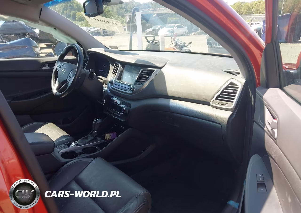 2017 Hyundai Tucson Se Plus VIN:KM8J3CA41HU443451 - 5