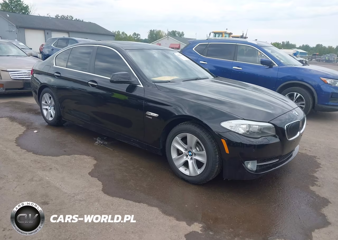 2012 BMW 528I xDrive VIN:WBAXH5C57CDW07566 - 1