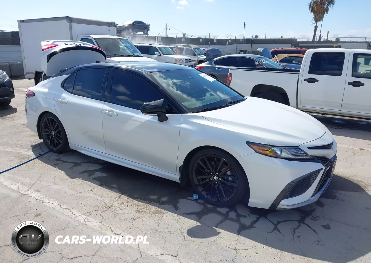 2022 Toyota Camry Xse Hybrid