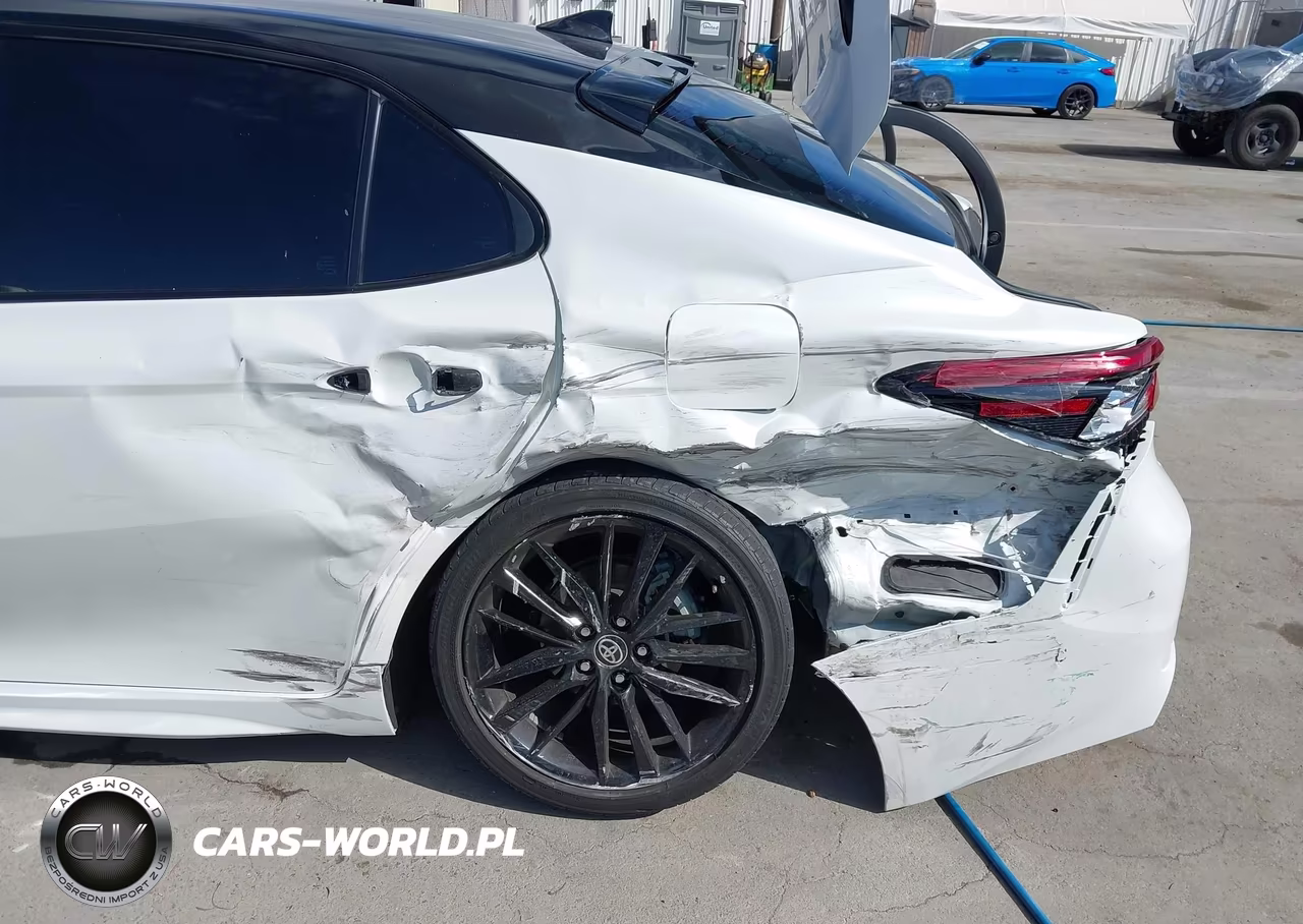 2022 Toyota Camry Xse Hybrid VIN:4T1K31AK2NU042753 - 6